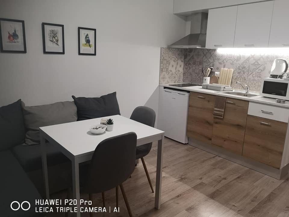 Breezy Studio 5 Varna Exterior foto